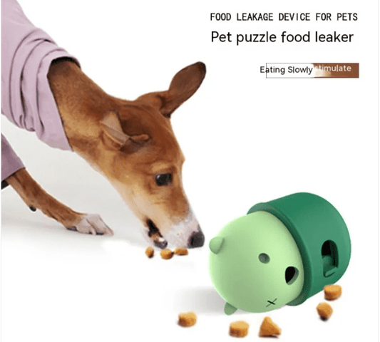 Interactive Rubber Food Feeder Ball for Pets - Kool Pet Essentials